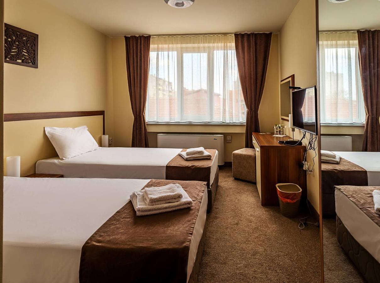 Family Hotel Bulgaria Kharmanli Ngoại thất bức ảnh